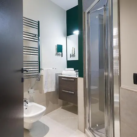 The One Luxury Apartment *