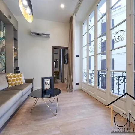 The One Luxury * Naples