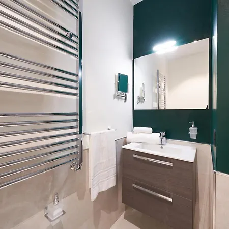 The One Luxury Apartment Neapel
